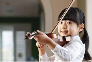 6岁开始学小提琴 艺术让我热爱生活 绽放成长