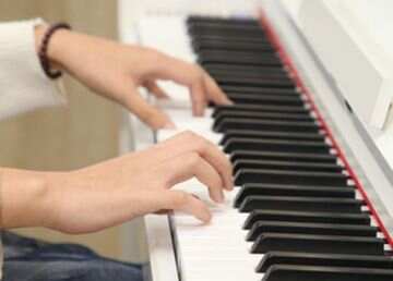 钢琴教学与演奏的几个争议问题，疫情后首次进行研讨