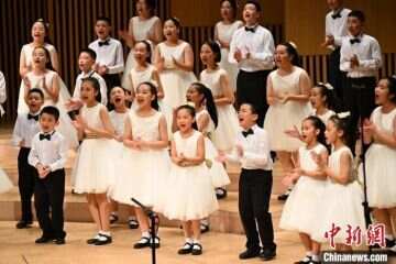 福州小茉莉合唱团专场音乐会上演 用歌声传递美好
