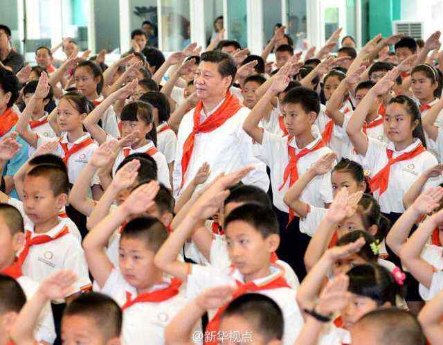 习近平寄语广大少年儿童：为实现中华民族伟大复兴的中国梦时刻准备着