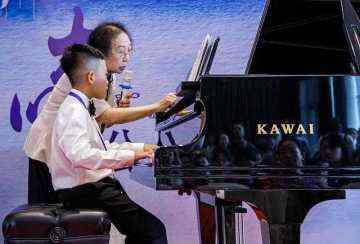 沪上钢琴名家云集 十一届上海国际青少年钢琴大赛闭幕