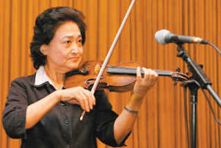 俞丽拿：让小提琴讲中国话 50多年专注演奏教学
