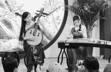 中国乐器奏响“大国之音”