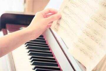 成人学习钢琴的6大好处！