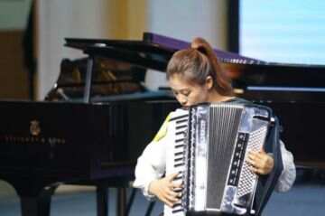 内蒙古228名音乐美术书法教师进行技能大比拼
