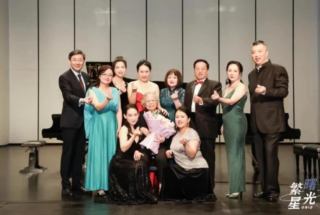 93岁著名钢琴教育家郑曙星弟子音乐会举行